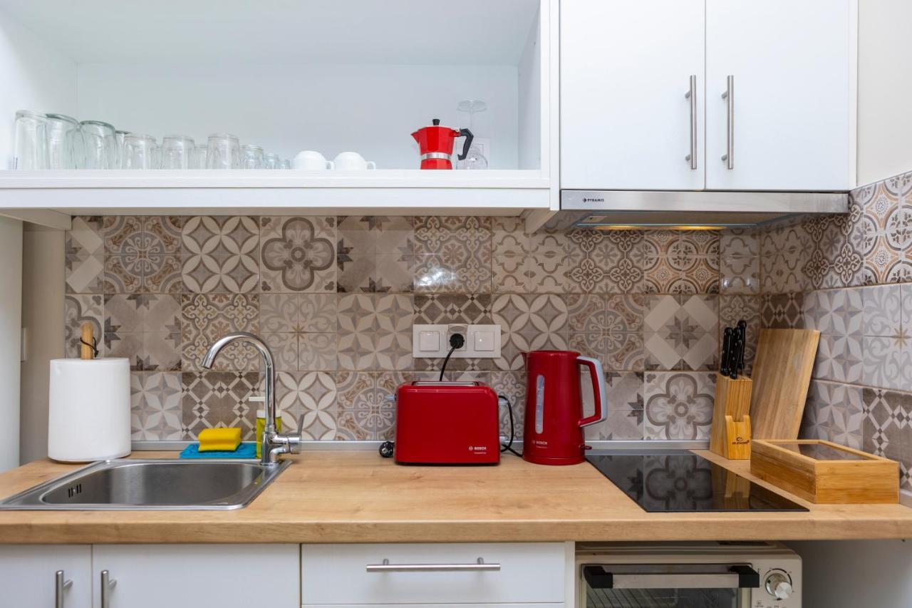 3C'S Apartment Thess :Central, Cosy & Convenient سالونيك المظهر الخارجي الصورة