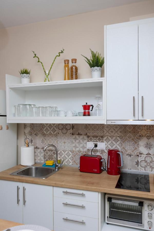 3C'S Apartment Thess :Central, Cosy & Convenient سالونيك المظهر الخارجي الصورة